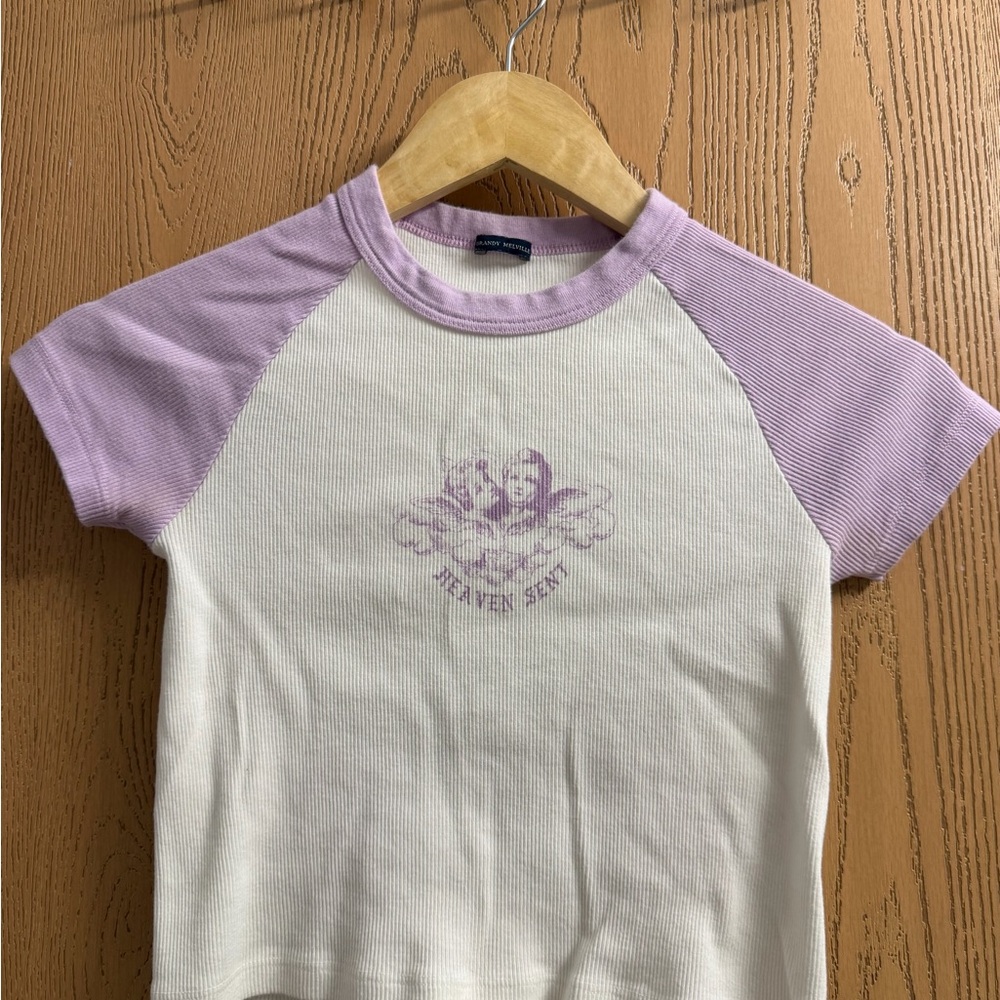 Brandy Melville Crop Tee Heaven Sent - Purple and white